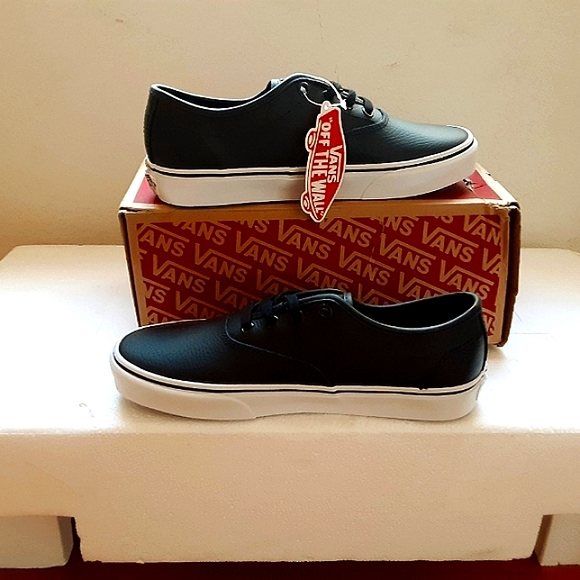 Vans - Picture 4 of 4
